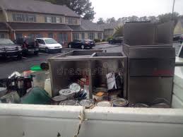Best Dumpster Rental Services  in Almont, MI